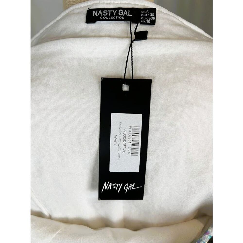 NWT Nasty Gal Iridescent Sequin Mini Skirt White Sparkle Outfit - Picture 3 of 6